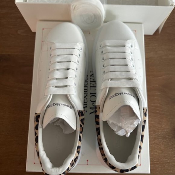 Alexander McQueen New Sneakers (Size 41)
